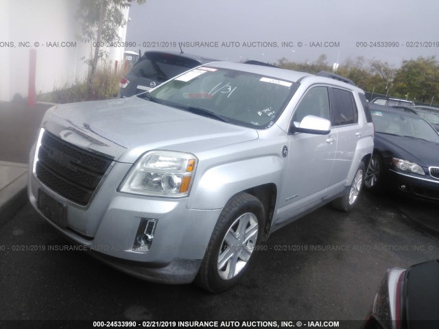 2CTFLDEY4A6386992 - 2010 GMC TERRAIN SLE SILVER photo 2