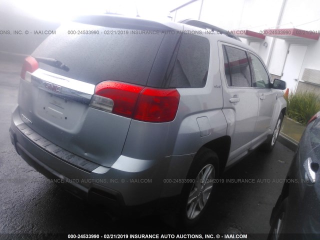 2CTFLDEY4A6386992 - 2010 GMC TERRAIN SLE SILVER photo 4