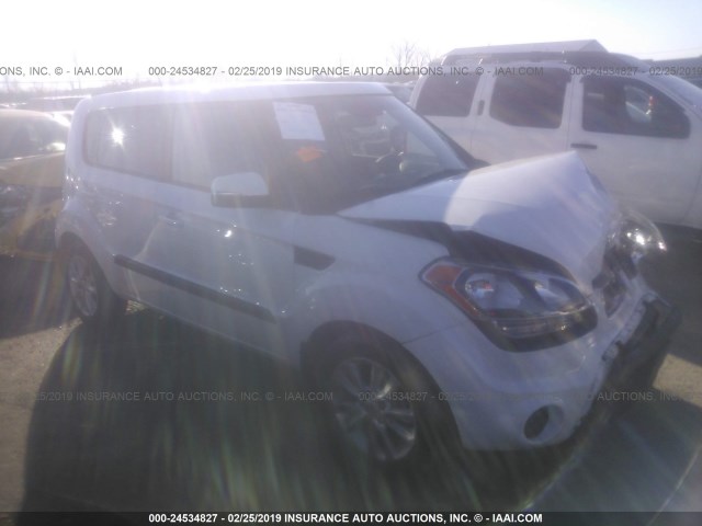 KNDJT2A60D7589042 - 2013 KIA SOUL +/!/SPORT WHITE photo 1