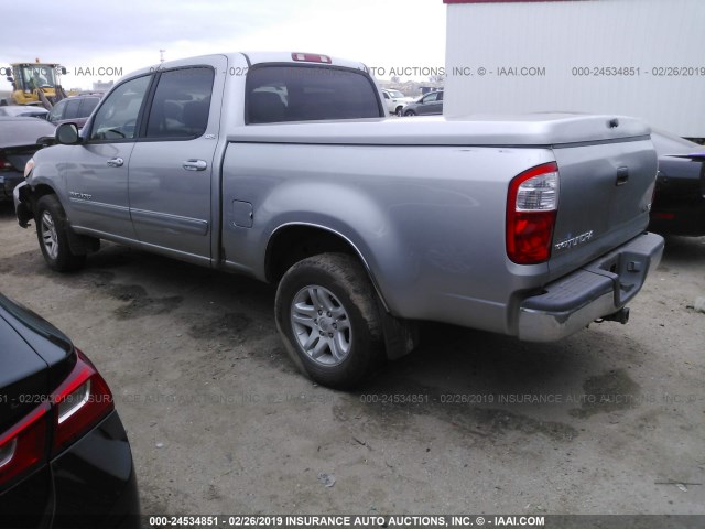 5TBET34146S556909 - 2006 TOYOTA TUNDRA DOUBLE CAB SR5 SILVER photo 3