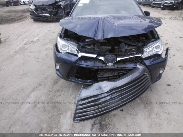 4T1BF1FK5HU775044 - 2017 TOYOTA CAMRY LE/XLE/SE/XSE Dark Blue photo 6