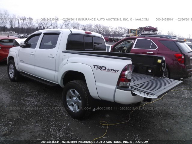 5TFLU4EN5FX118946 - 2015 TOYOTA TACOMA DOUBLE CAB/TRD PRO WHITE photo 3