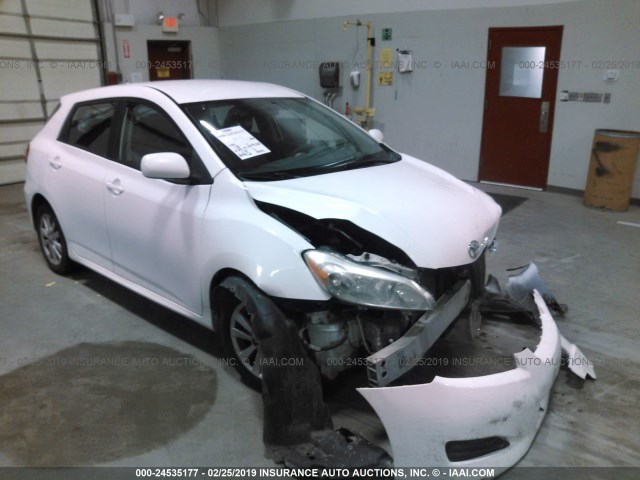 2T1KU4EEXAC274175 - 2010 TOYOTA COROLLA MATRIX  WHITE photo 1