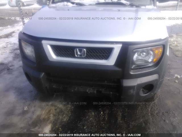 5J6YH18927L002002 - 2007 HONDA ELEMENT SC SILVER photo 6