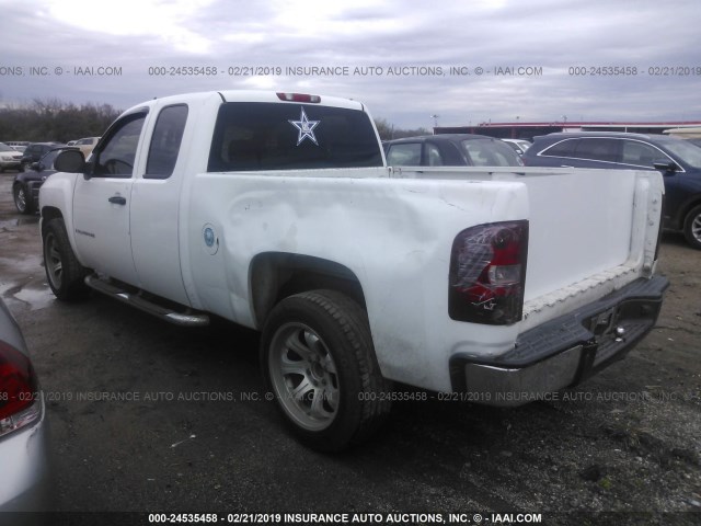 1GCEC19X19Z112320 - 2009 CHEVROLET SILVERADO C1500 WHITE photo 3