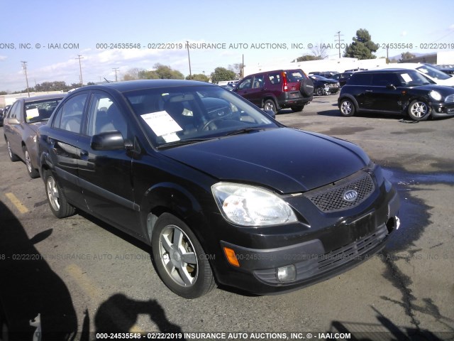 KNADE123066000454 - 2006 KIA RIO BLACK photo 1