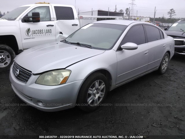 1N4AL11DX5C276443 - 2005 NISSAN ALTIMA S/SL SILVER photo 2