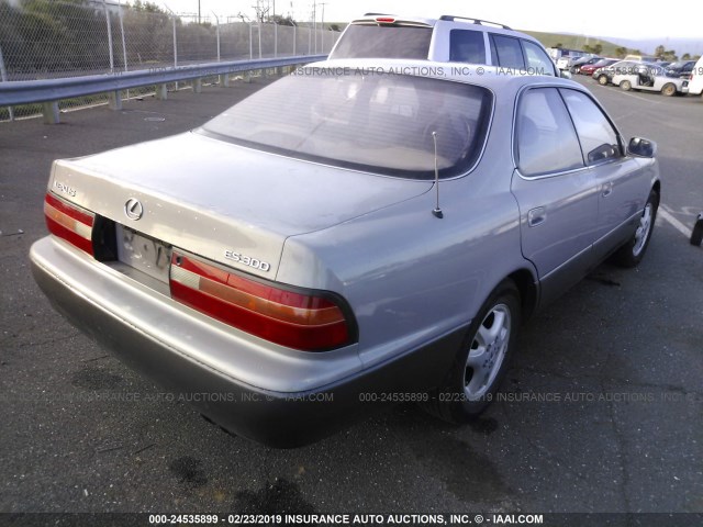 JT8GK13T6S0077302 - 1995 LEXUS ES 300 PURPLE photo 4