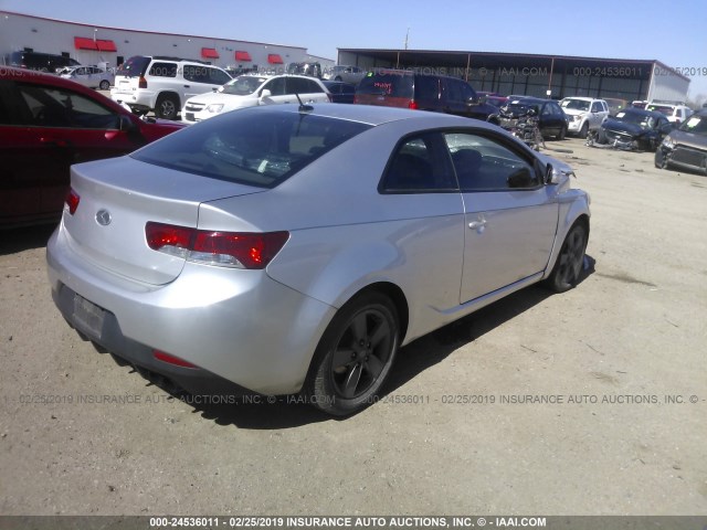 KNAFU6A21A5257784 - 2010 KIA FORTE EX SILVER photo 4