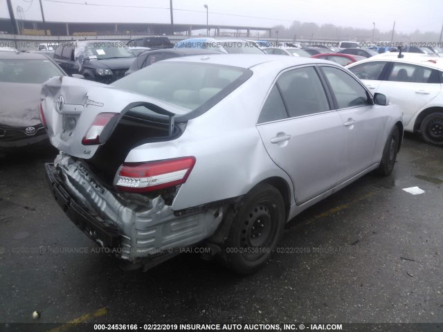 4T1BF3EK5BU141396 - 2011 TOYOTA CAMRY SE/LE/XLE 银色 照片 4