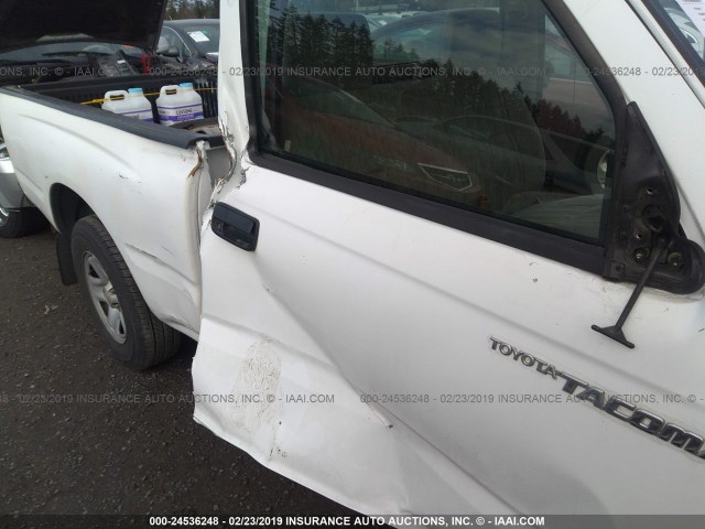 5TENL42N61Z863741 - 2001 TOYOTA TACOMA WHITE photo 6