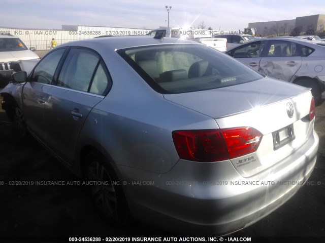 3VWLL7AJ5EM321358 - 2014 VOLKSWAGEN JETTA TDI SILVER photo 3