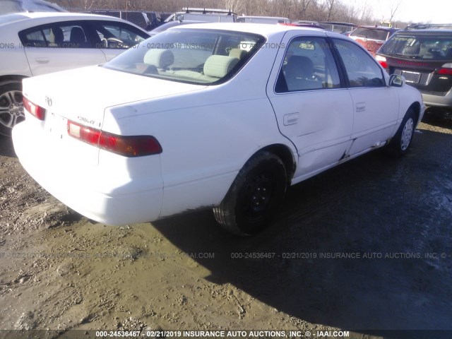 4T1BG22K6VU759536 - 1997 TOYOTA CAMRY CE/LE/XLE WHITE photo 4