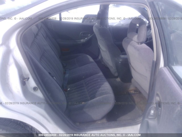 1G2WK52J52F196030 - 2002 PONTIAC GRAND PRIX SE 银色 照片 8