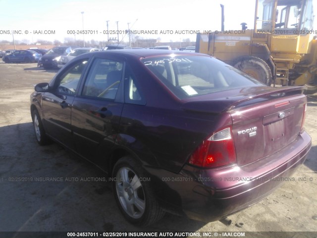 1FAHP34N47W294859 - 2007 FORD FOCUS ZX4/S/SE/SES MAROON photo 3