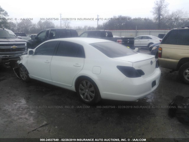 4T1BK36BX5U032415 - 2005 TOYOTA AVALON XL/XLS/TOURING/LIMITED WHITE photo 3