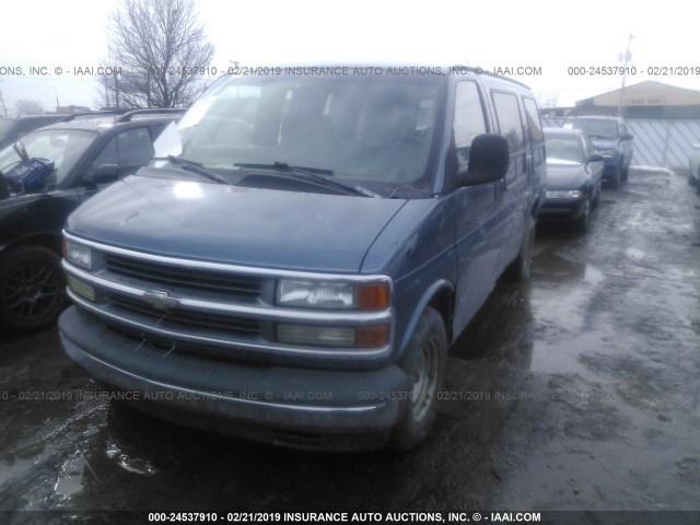 1GBFG15W5X1079277 - 1999 CHEVROLET EXPRESS G1500  BLUE photo 2