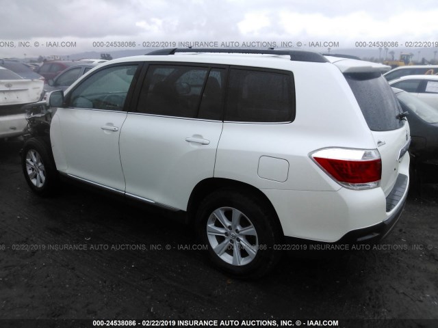 5TDBK3EHXDS176396 - 2013 TOYOTA HIGHLANDER PLUS/SE WHITE photo 3