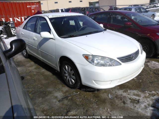 4T1BE32K96U661338 - 2006 TOYOTA CAMRY LE/XLE/SE WHITE photo 1