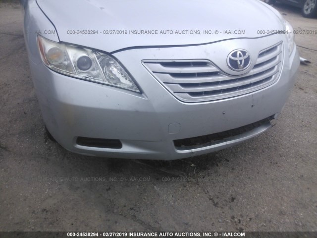 JTNBE46K773126998 - 2007 TOYOTA CAMRY NEW GENERAT CE/LE/XLE/SE SILVER photo 6