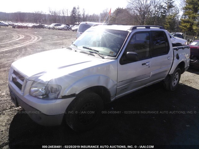 1FMZU77E31UC70982 - 2001 FORD EXPLORER SPORT TR  SILVER photo 2