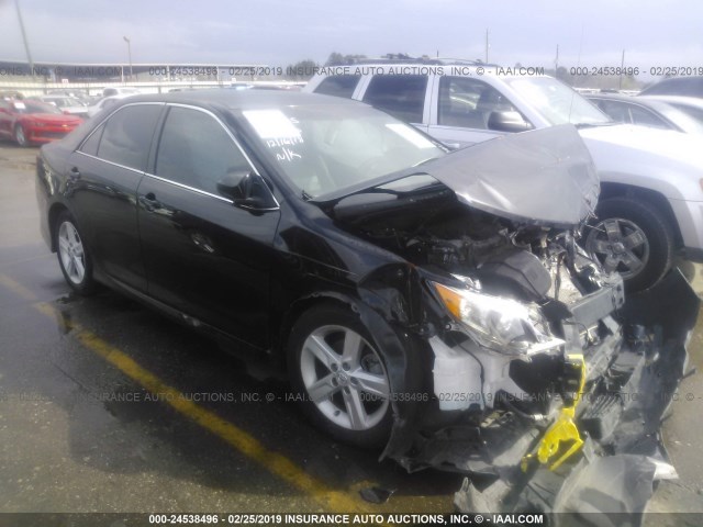 4T1BF1FK5EU447117 - 2014 TOYOTA CAMRY L/SE/LE/XLE 黑色 照片 1