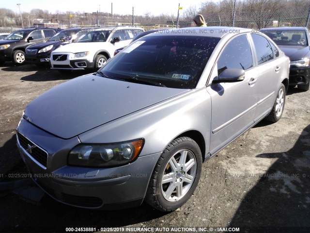 YV1MS390162153526 - 2006 VOLVO S40 2.4I GRAY photo 2