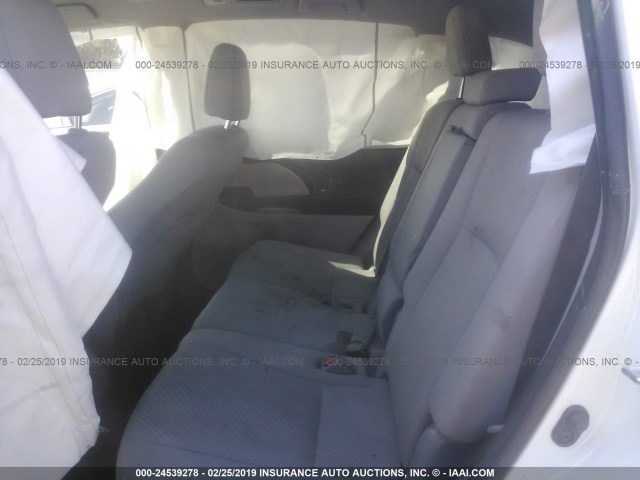 5TDZZRFH2HS202264 - 2017 TOYOTA HIGHLANDER LE/LE PLUS WHITE photo 8