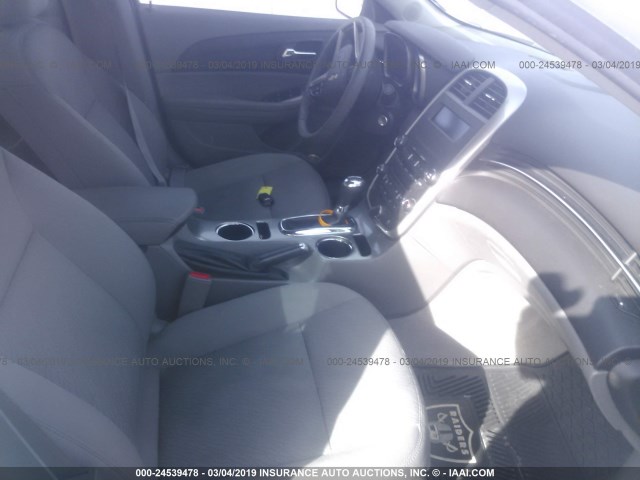 1G11B5SA2GF166215 - 2016 CHEVROLET MALIBU LIMITED LS WHITE photo 5