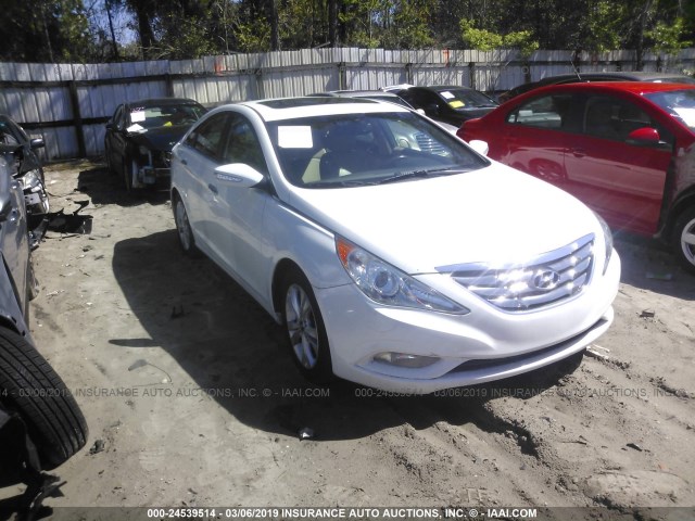 5NPEC4AC8BH131700 - 2011 HYUNDAI SONATA SE/LIMITED WHITE photo 1