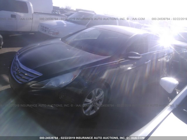 5NPEC4AC5BH139804 - 2011 HYUNDAI SONATA SE/LIMITED BLACK photo 2