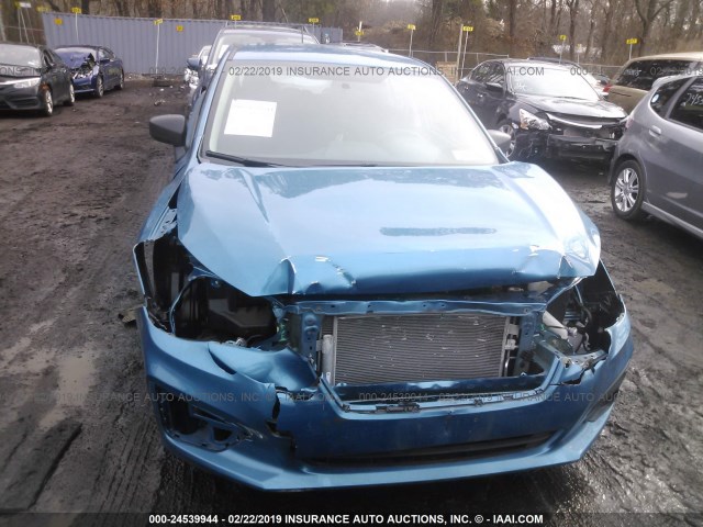 4S3GTAA66H3705748 - 2017 SUBARU IMPREZA BLUE photo 6