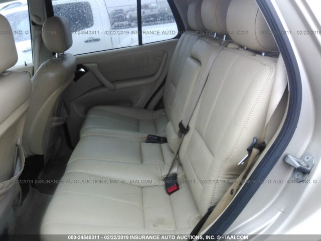 4JGAB54E22A345492 - 2002 MERCEDES-BENZ ML 320 Champagne photo 8