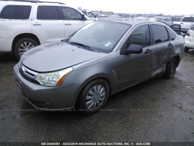 1FAHP34N68W188446 - 2008 FORD FOCUS S/SE GRAY photo 2