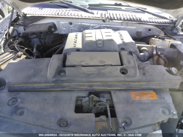 5LMJJ2H57CEL04293 - 2012 LINCOLN NAVIGATOR WHITE photo 10