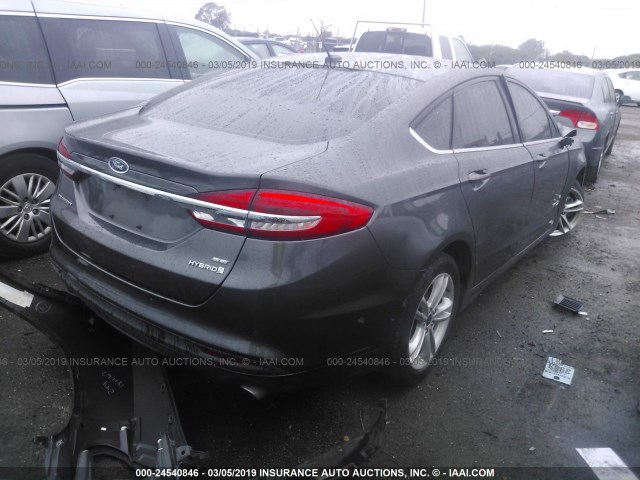 3FA6P0LU1JR111037 - 2018 FORD FUSION SE HYBRID GRAY photo 4