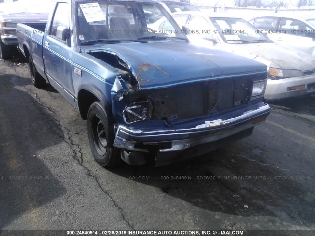 1GTCS14ZXJ2535915 - 1988 GMC S TRUCK S15 BLUE photo 6