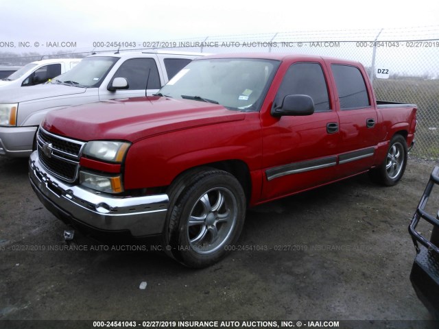 2GCEC13V161224000 - 2006 CHEVROLET SILVERADO C1500 RED photo 2