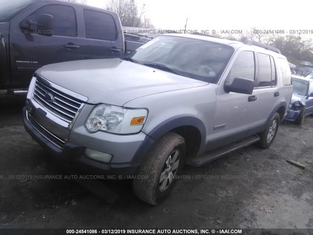 1FMEU63E26UB12512 - 2006 FORD EXPLORER XLT SILVER photo 2