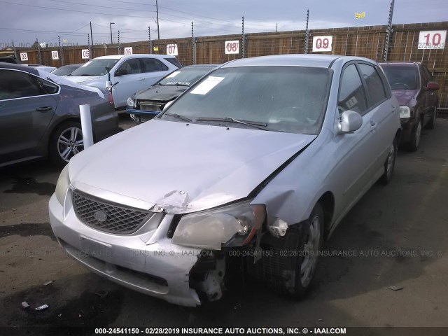 KNAFE161955072209 - 2005 KIA SPECTRA5 SILVER photo 2