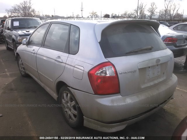 KNAFE161955072209 - 2005 KIA SPECTRA5 SILVER photo 3