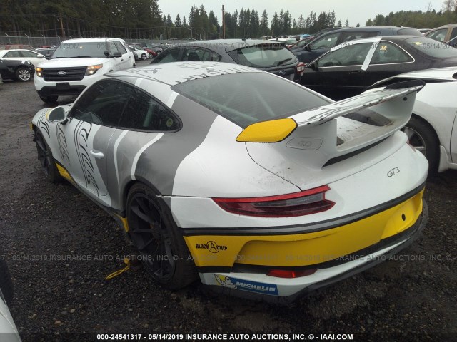 WP0AC2A93JS175188 - 2018 PORSCHE 911 GT3 WHITE photo 3