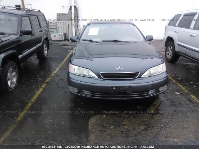 JT8BF28G3W5013761 - 1998 LEXUS ES 300 GREEN photo 6