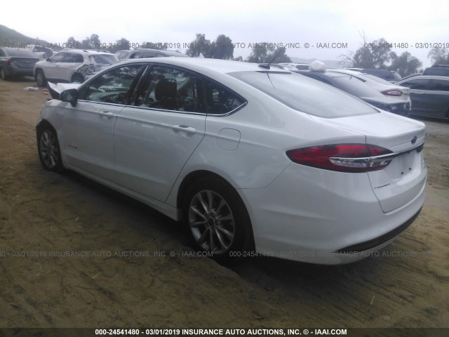 3FA6P0LU0HR314026 - 2017 FORD FUSION SE HYBRID WHITE photo 3