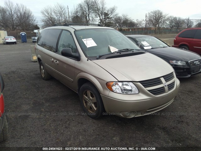 2D4GP44L35R158791 - 2005 DODGE GRAND CARAVAN SXT GOLD photo 1