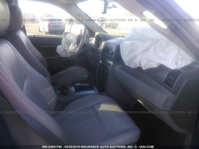 1J8GR48KX7C522539 - 2007 JEEP GRAND CHEROKEE LAREDO/COLUMBIA/FREEDOM 栗色 照片 5