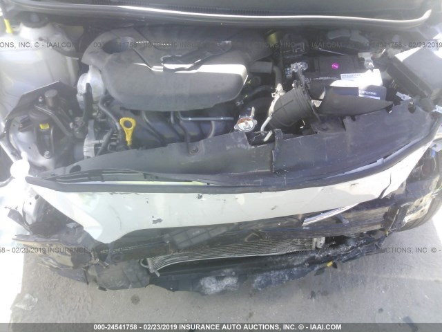 KMHCT4AE3GU986483 - 2016 HYUNDAI ACCENT SE GRAY photo 10