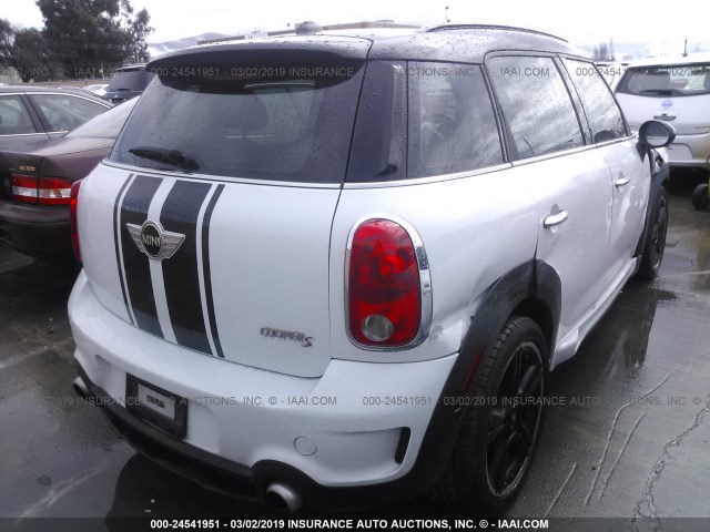 WMWZC3C59BWH97971 - 2011 MINI COOPER S COUNTRYMAN WHITE photo 4