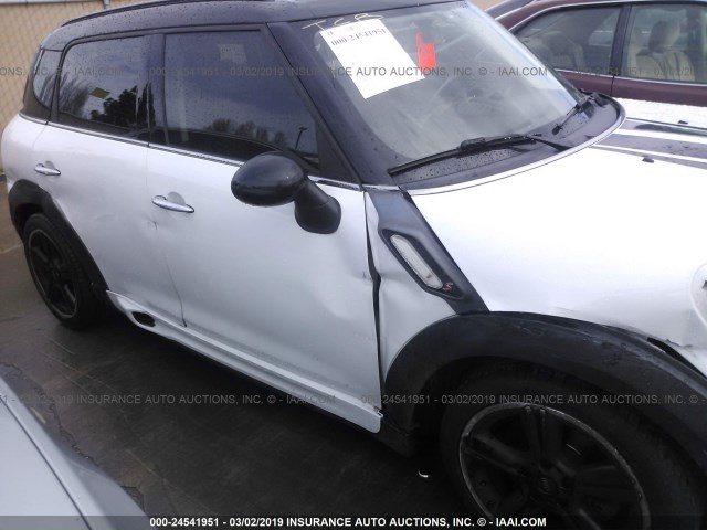 WMWZC3C59BWH97971 - 2011 MINI COOPER S COUNTRYMAN WHITE photo 6