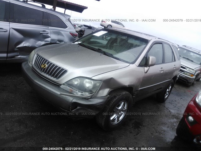 JT6GF10U4Y0071579 - 2000 LEXUS RX 300 GOLD photo 2